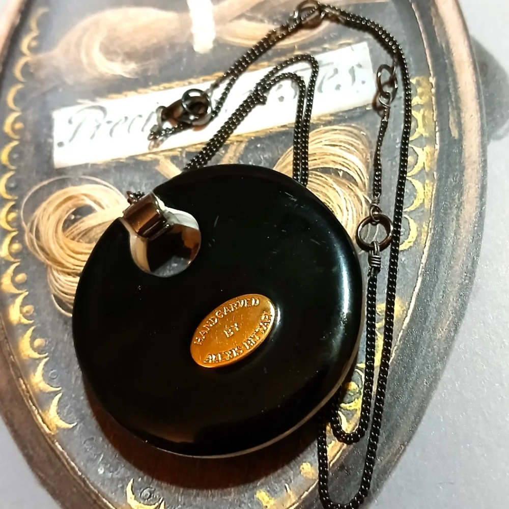 ALEXIS BITTAR Hand Carved Lucite Leopard Pendant Necklace - Picture 4 of 6